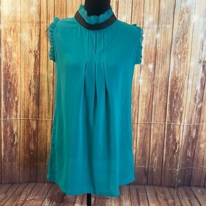 Stoneage Women Green Sleeveless Chiffon-Style Blouse Black Trim Ruffle Collar S